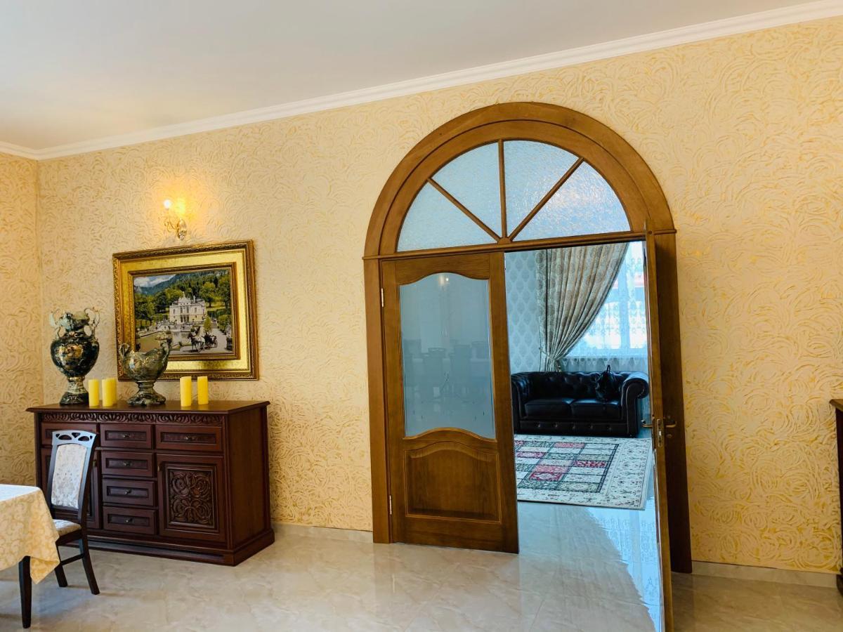 Villa San Marino Vorzelʼ エクステリア 写真