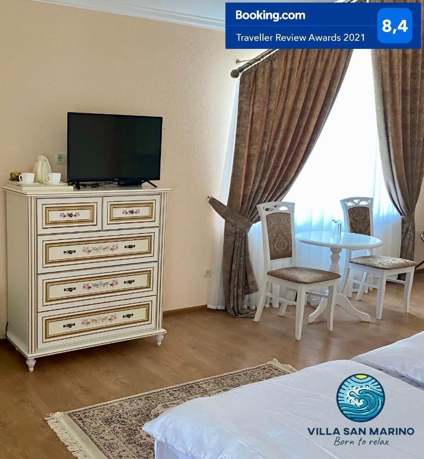 Villa San Marino Vorzelʼ エクステリア 写真