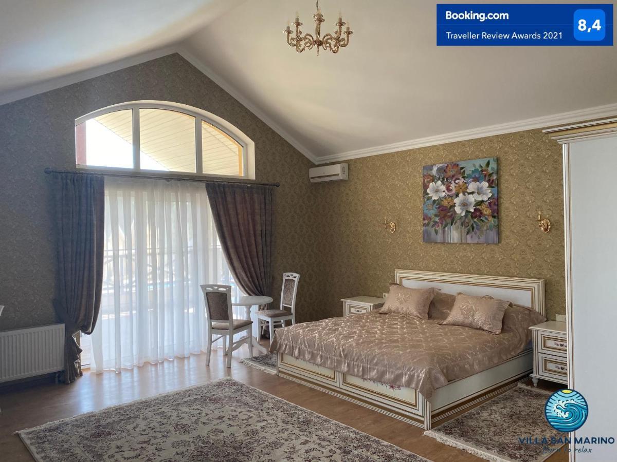 Villa San Marino Vorzelʼ エクステリア 写真
