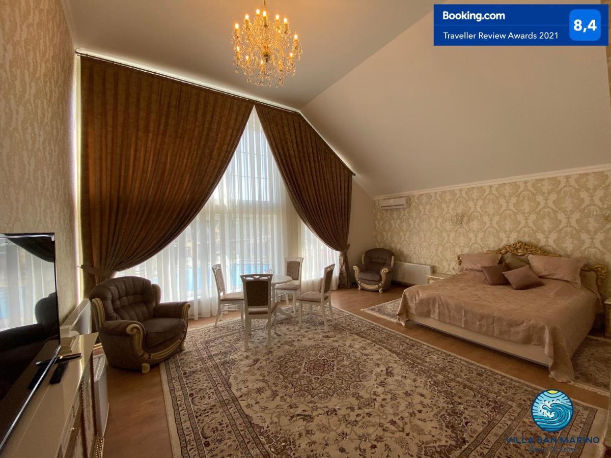 Villa San Marino Vorzelʼ エクステリア 写真